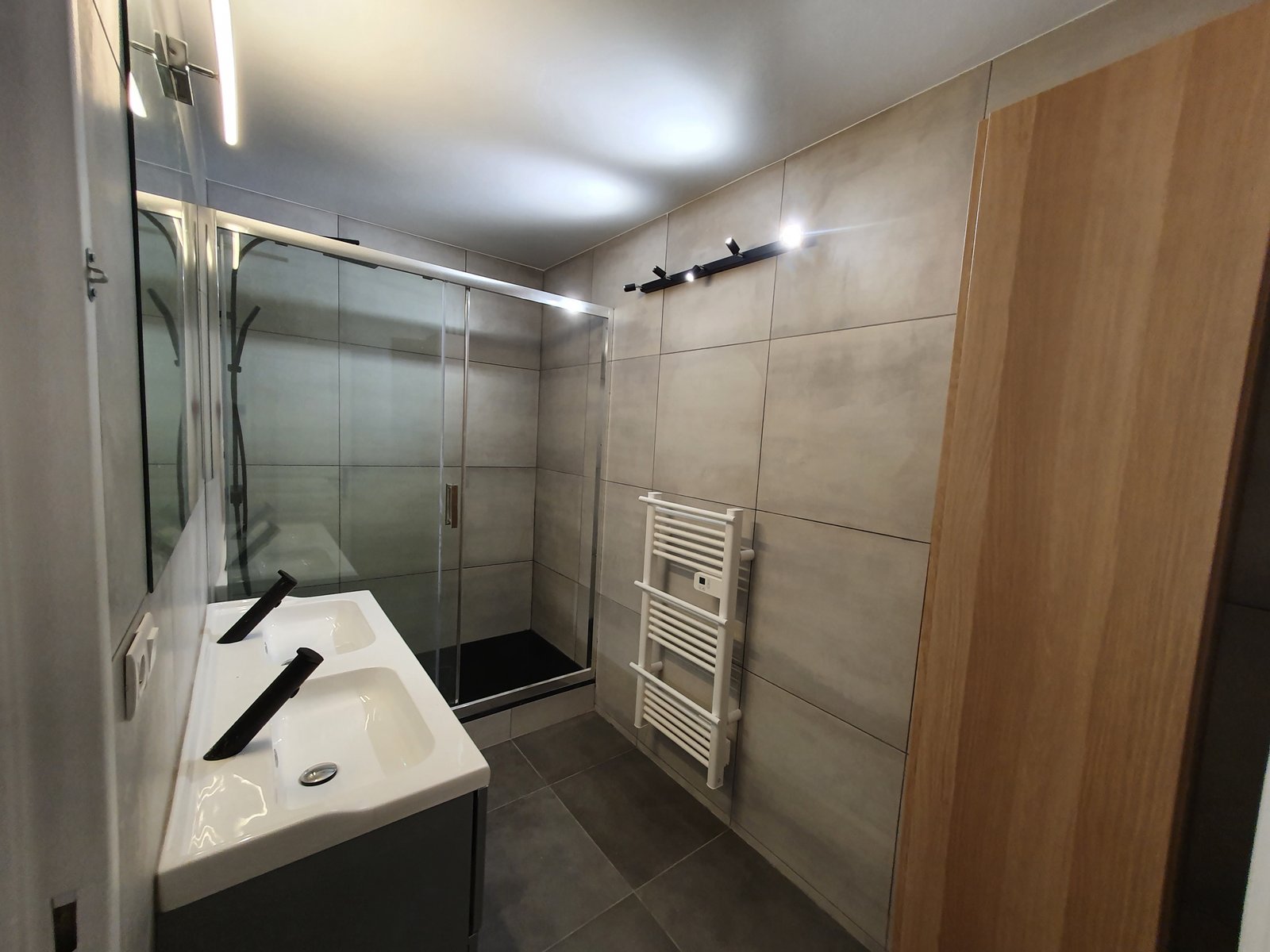 Photo de la salle de bain 1 rue de la Noue